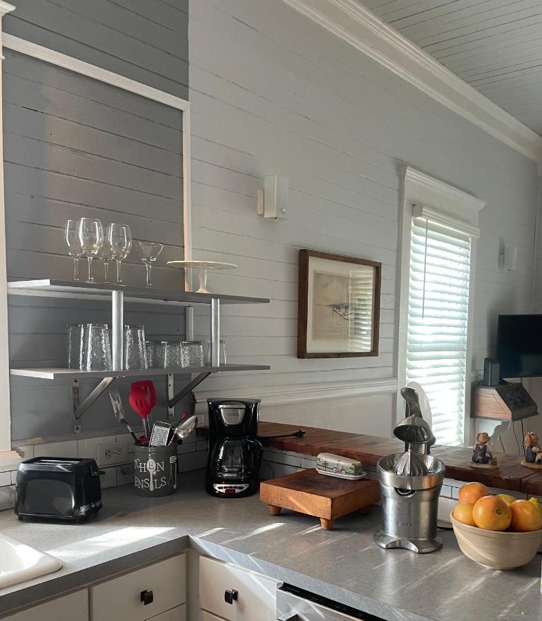 150 Year Old Restored Lincolnville Cottage St. Augustine Extérieur photo